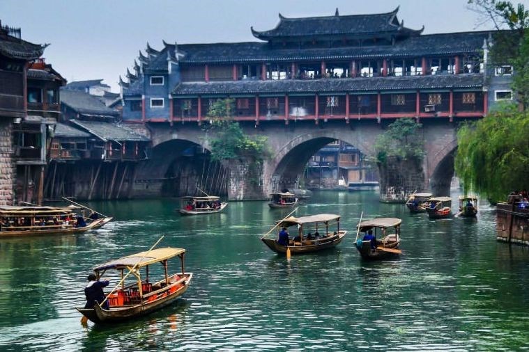 Tour Trương Gia Giới - Phượng Hoàng Cổ Trấn 6N5D Khởi Hành từ Hà Nội